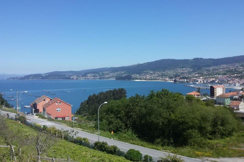 Apartamento Con Terraza Y Vistas Al Mar Bueu Luaran gambar